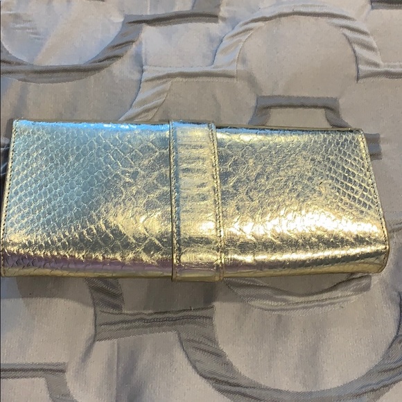Michael Kors buckle genuine Python gold clutch - Picture 5 of 10